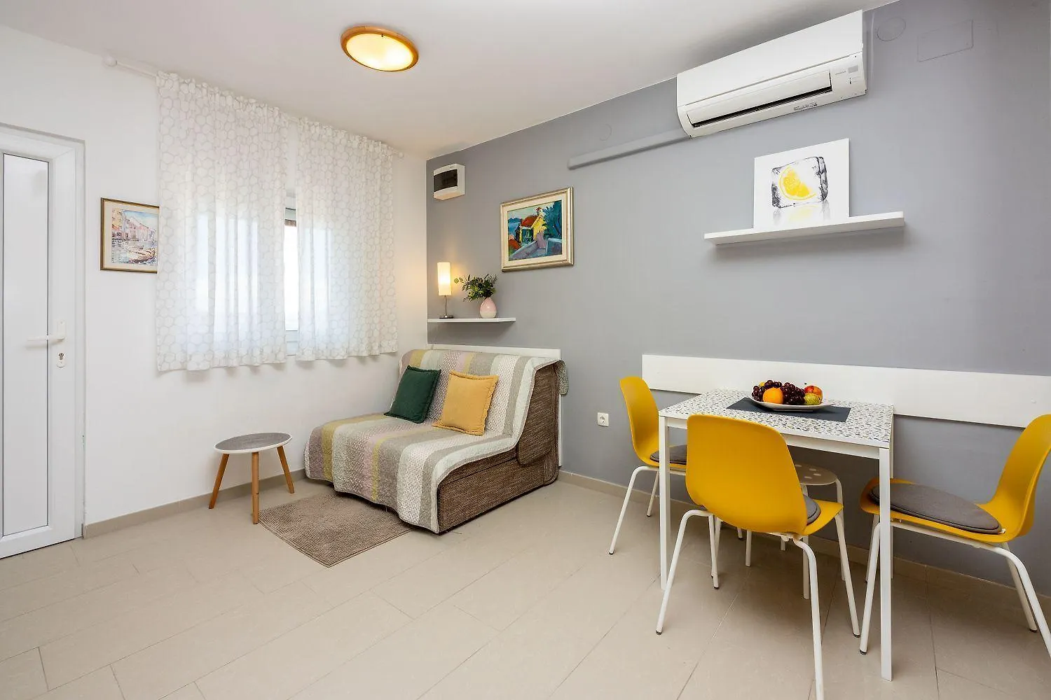 Mediterranes Apartment Nur 300 Meter Zum Sandstrand Mit Meerblick Crikvenica