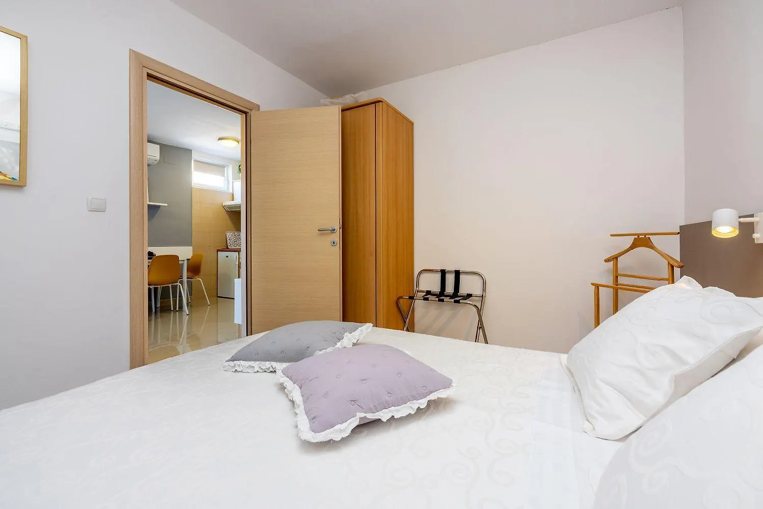 Mediterranes Apartment Nur 300 Meter Zum Sandstrand Mit Meerblick Crikvenica Croatia
